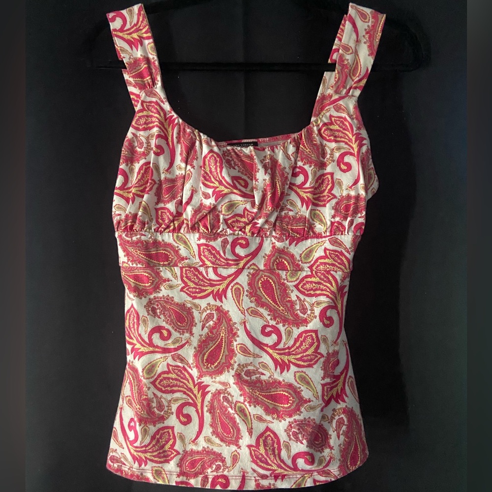 Pink paisley fitted tank
